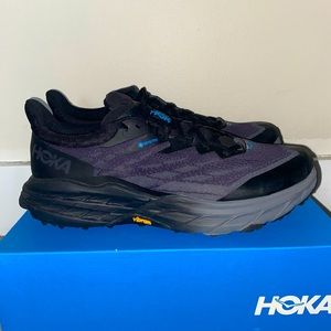 Hoka Speedgoat 5 GTX (Good Condition)